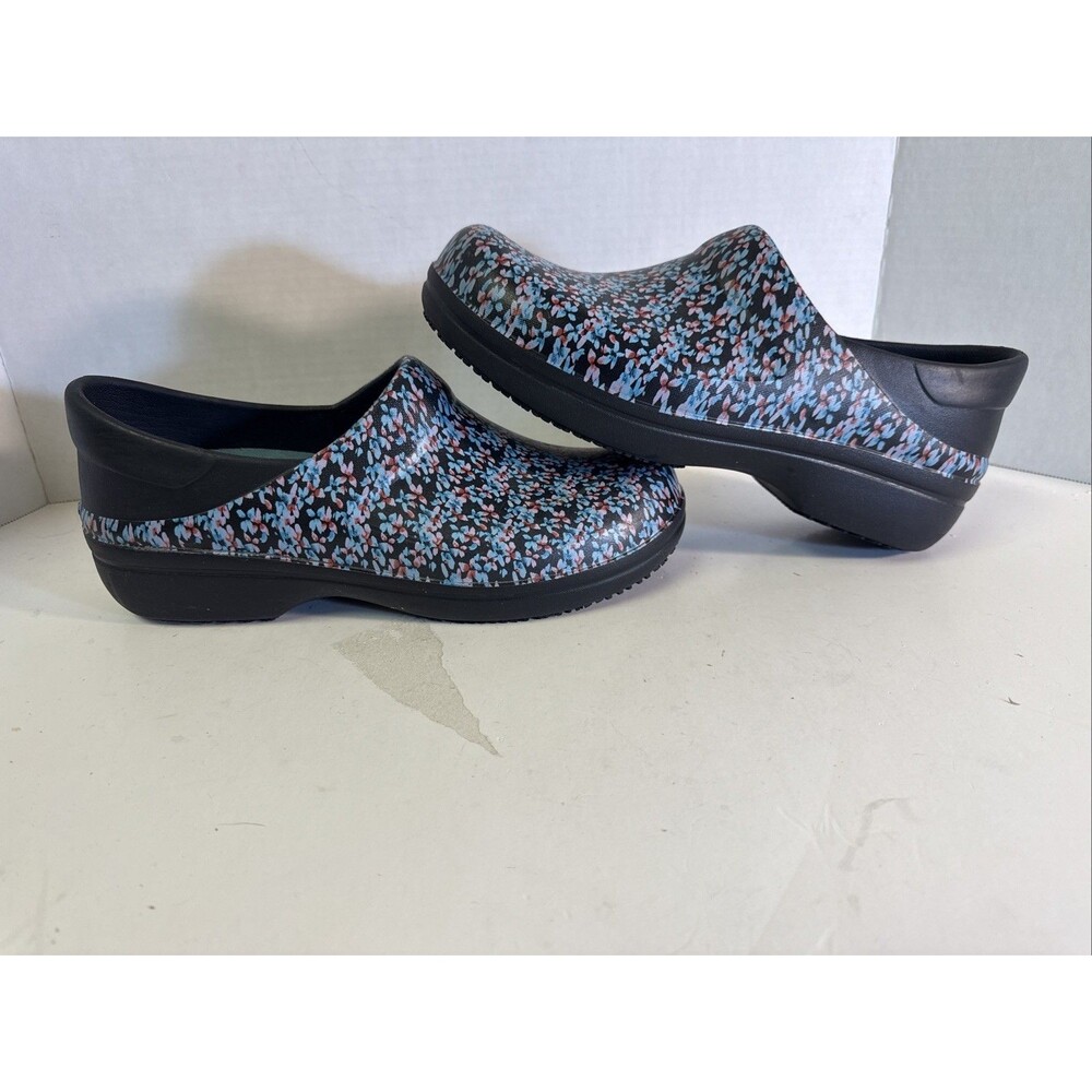 Croc Womens Neria Pro Triple Comfort Floral Rubber Clogs shoes sz 11